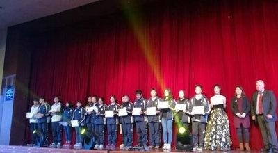 2017圣诞的钟声在领科国际高中敲响：奖励