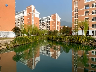 回浦教育集团国际部校园环境