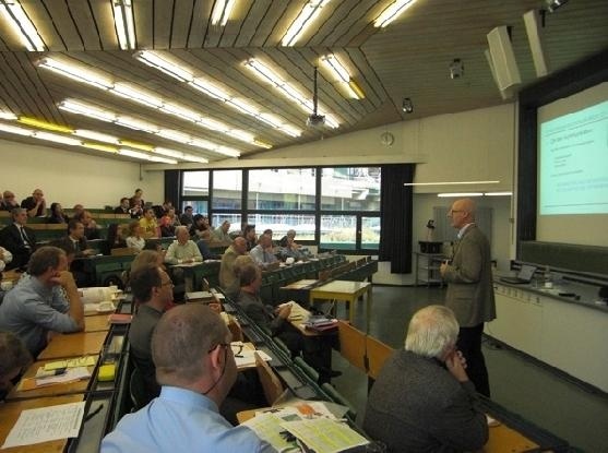 康斯坦茨应用技术大学