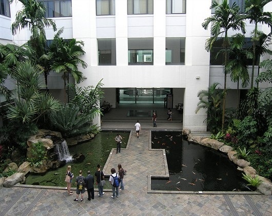 新加坡管理学院