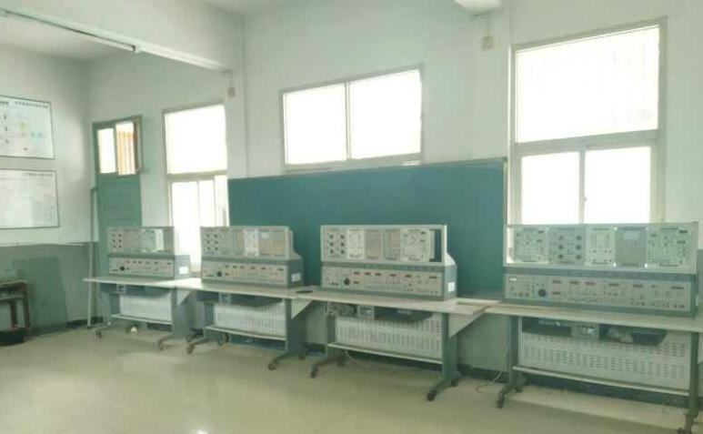 颍上县科学技术学校