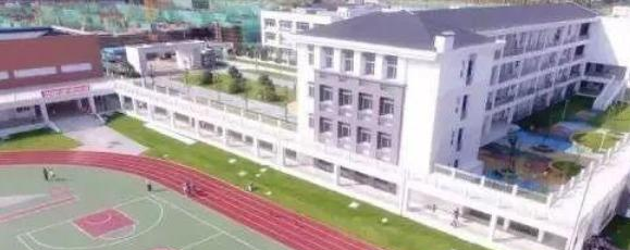 都江堰私立玉垒学校网站 