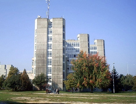 塞切尼伊什特万大学