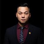 李文龙