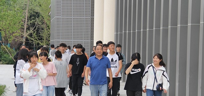 江苏宜兴轻工业学校