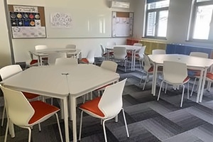 上海UEC国际中心教室