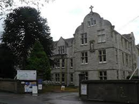 英欧脊骨神经科医学院