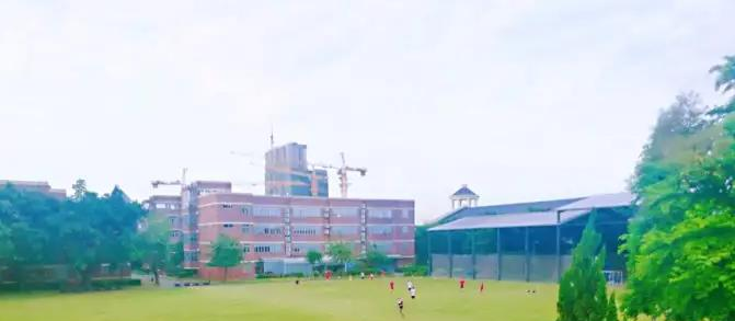 广州英东中学初中部怎么样2