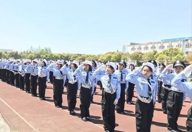 “嗨一周”活动.jpg