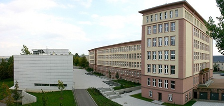 萨克森格劳豪职业学院