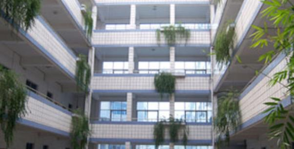 黄冈科技职业学院4