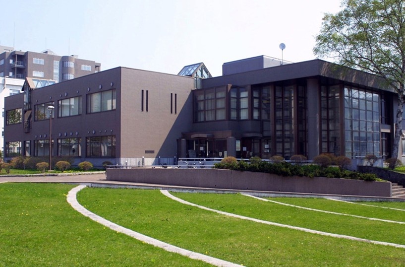 室兰工业大学