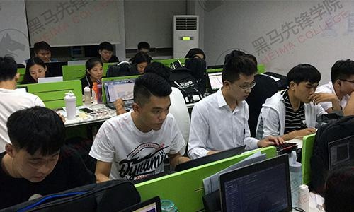 校区环境插图一