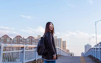 增强语言能力