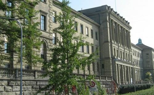 卡罗林斯卡医学院