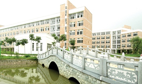 江苏电子信息职业学院是几专