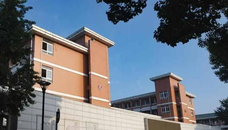 苏州市草桥实验中学地址，乘车路线