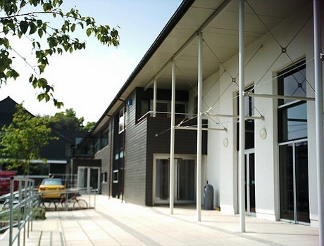 法尔茅斯大学