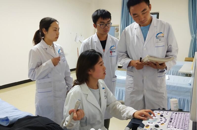 重庆市医药科技学校2022年报名条件、招生要求、招生对象