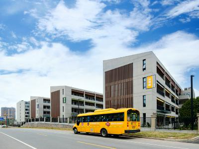 君华学校乔丁汉中心