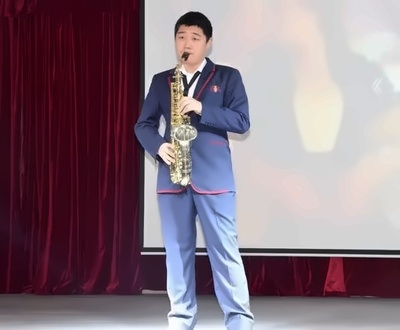 上海铭远国际高中2018元旦文艺汇演：萨克斯独奏《我心永恒》