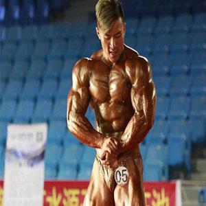 费恩莱斯国际健身学院-周大伟