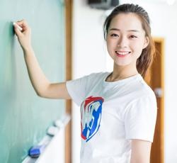 院校学生