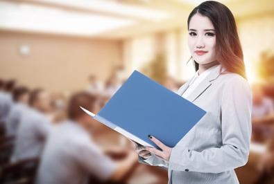 演讲感染力不足的学员