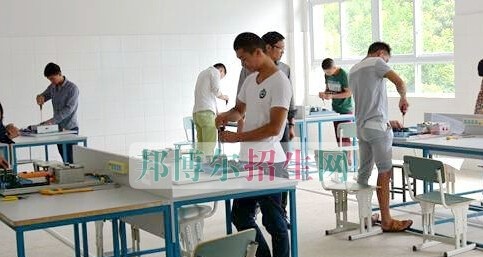 凉山州高级职业技术学校