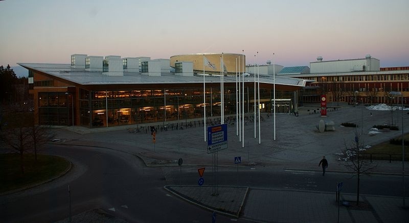 卡尔斯塔德大学