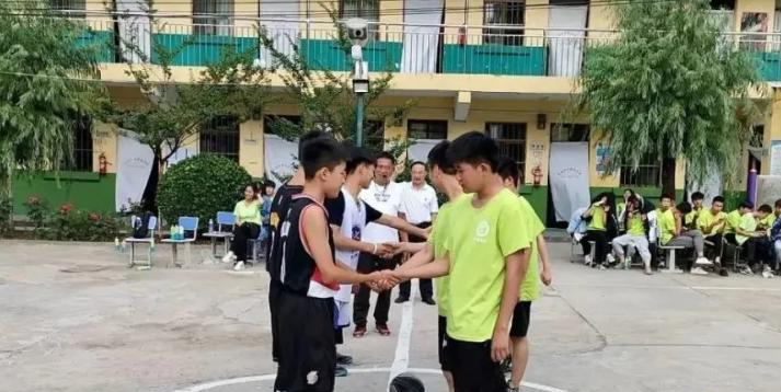 2023年渭南市兴华职业学校招生办