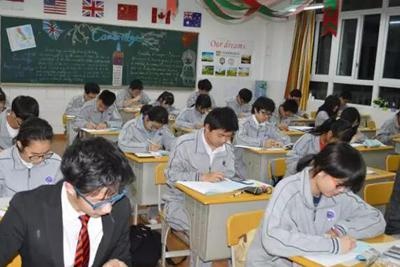 加拿大滑铁卢大学Euclid和PASCAL数学竞赛