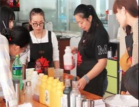 青岛红叶谷学校