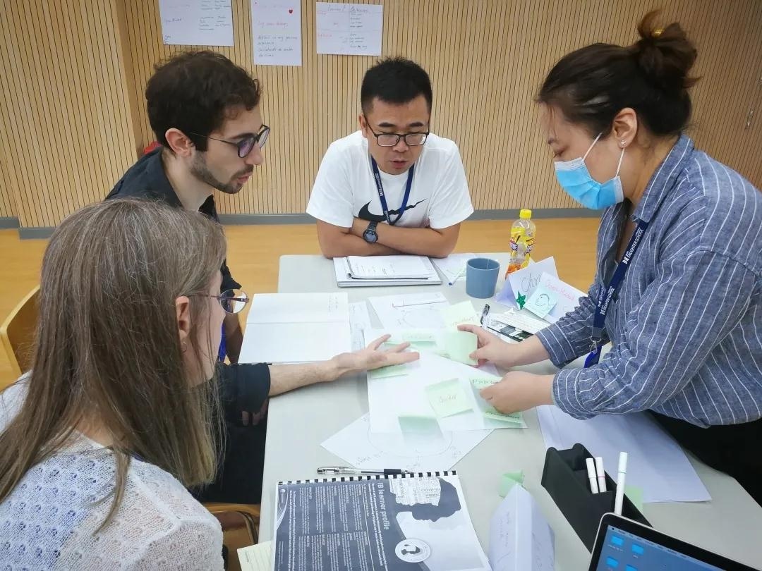 致知学校