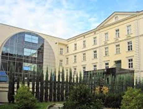 克拉科夫“Ignatianum” 哲学与教育学大学