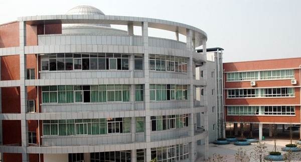 重庆市潼南县闇公职业高级中学