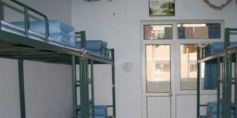 重庆聚英技工学校