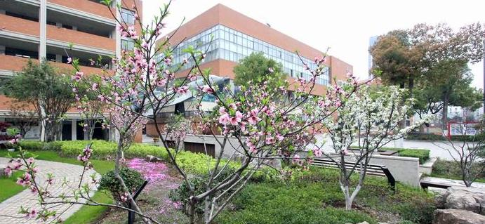 南京航空航天大学附属高级中学