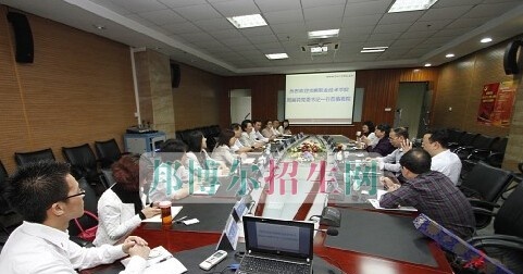 安顺光辉职业技术学校