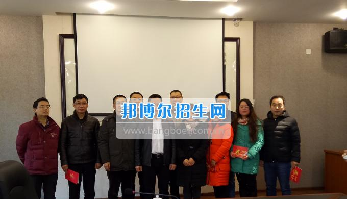 杨军到成都市工程职业技术学校慰问教师