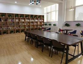 武汉蓝精灵创客