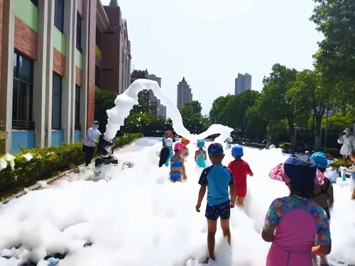 昆山康桥学校游园会