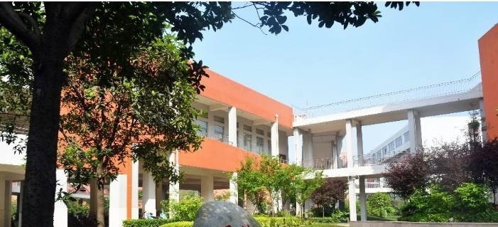 成都航天中学2022年招生代码