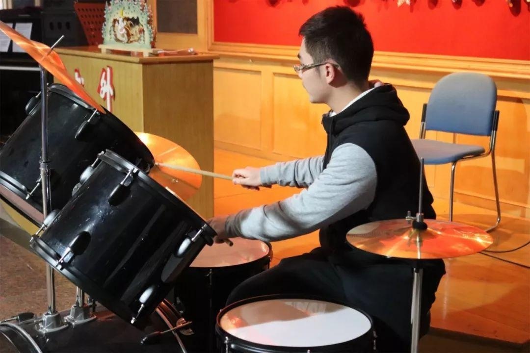 打鼓演奏.jpg