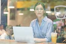 解答学员学习疑问，不让问题积压。
