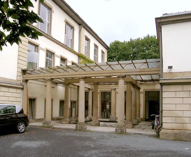 法兰克福国立造型艺术学院