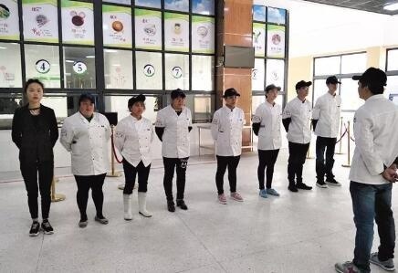 湖州帕丁顿双语学校食堂