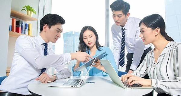 交谈如何说到重点