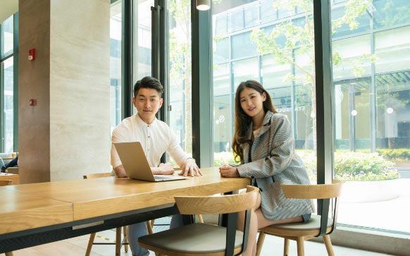 通过面试和考试