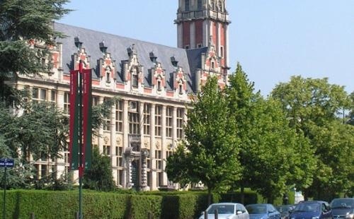 布鲁塞尔自由大学
